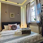 Styleeclectic Old Town Romantic House